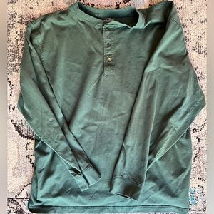 L.L. Bean Men's Green Long Sleeve Henley